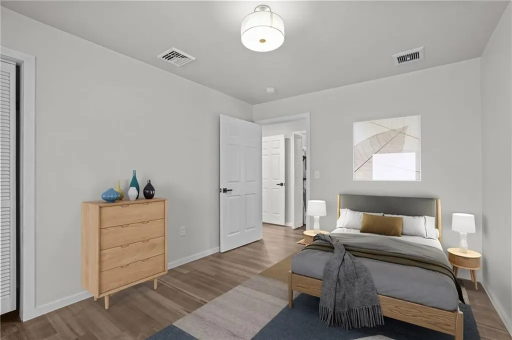 8 Queen Street Cranston RI 02920