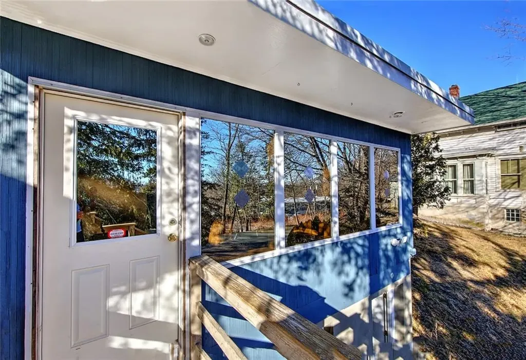3220 Post Road Warwick RI 02886