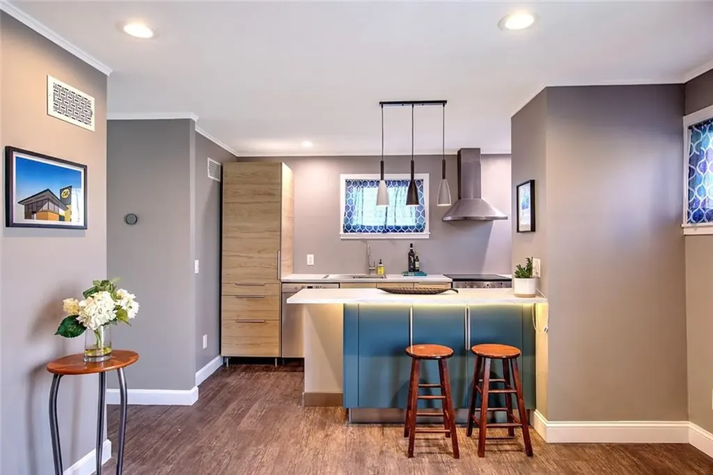 3220 Post Road Warwick RI 02886