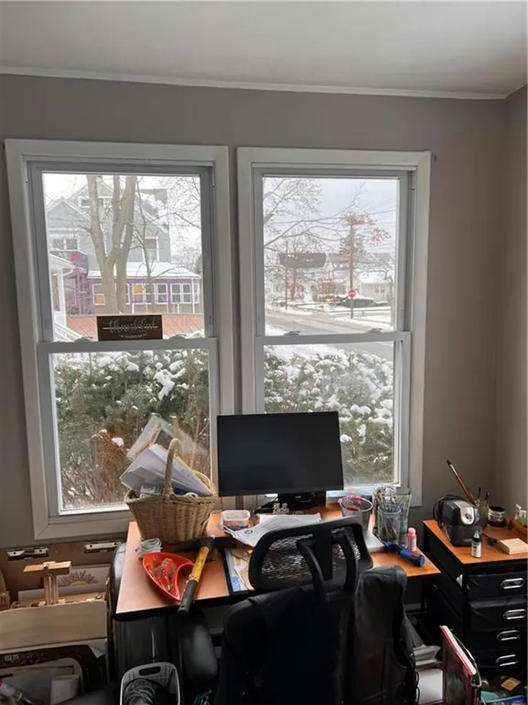 124 Auburn Street Cranston RI 02910