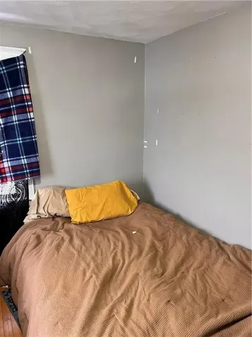 124 Auburn Street Cranston RI 02910