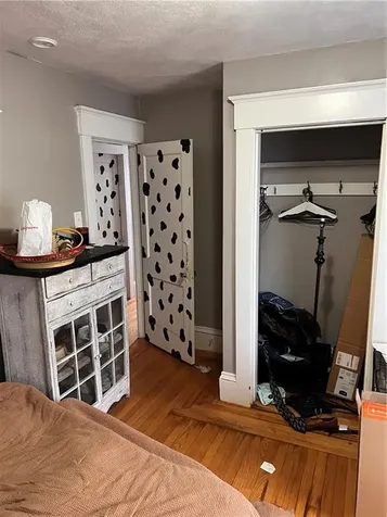 124 Auburn Street Cranston RI 02910