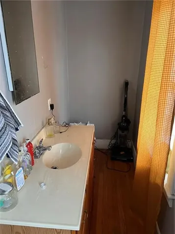 124 Auburn Street Cranston RI 02910