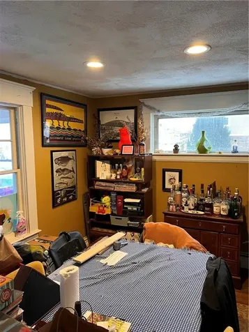 124 Auburn Street Cranston RI 02910