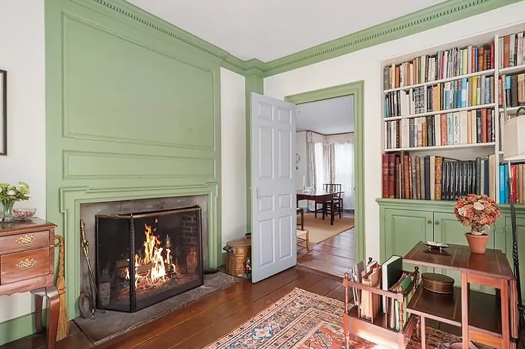 135 Benefit Street Providence RI 02906