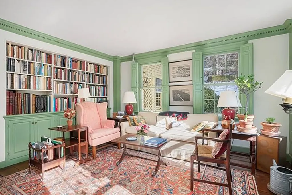 135 Benefit Street Providence RI 02906