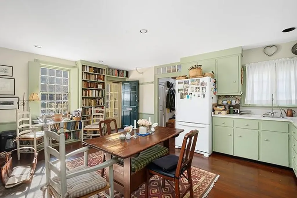 135 Benefit Street Providence RI 02906