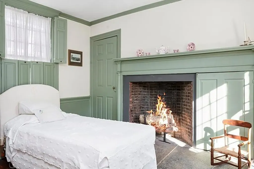 135 Benefit Street Providence RI 02906