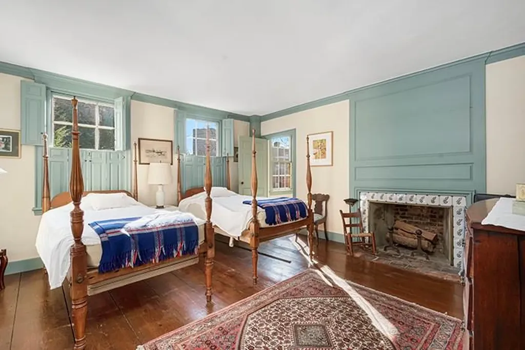 135 Benefit Street Providence RI 02906