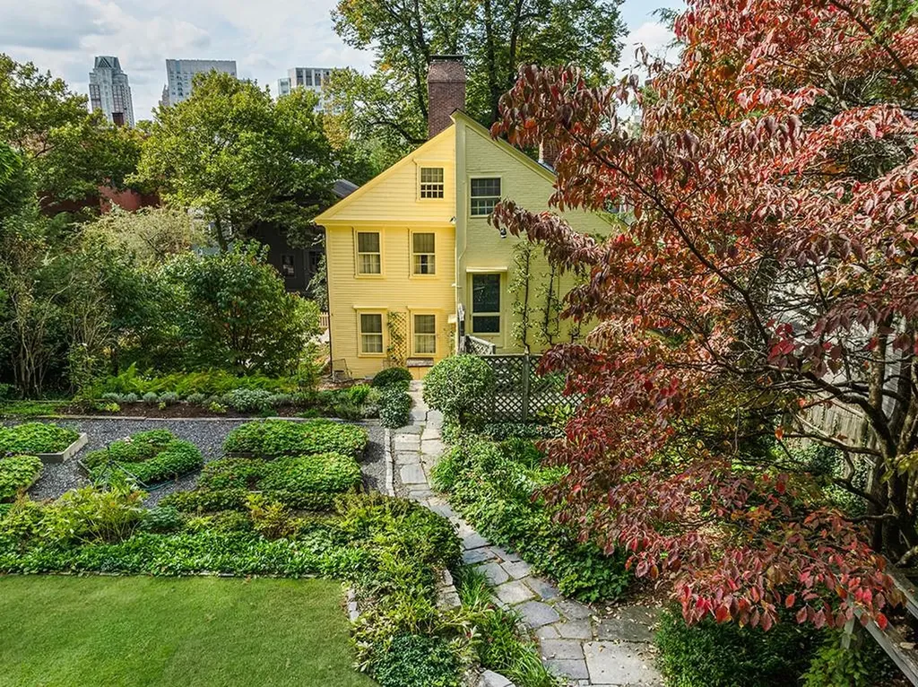 135 Benefit Street Providence RI 02906