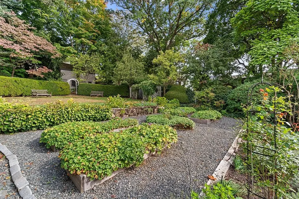 135 Benefit Street Providence RI 02906