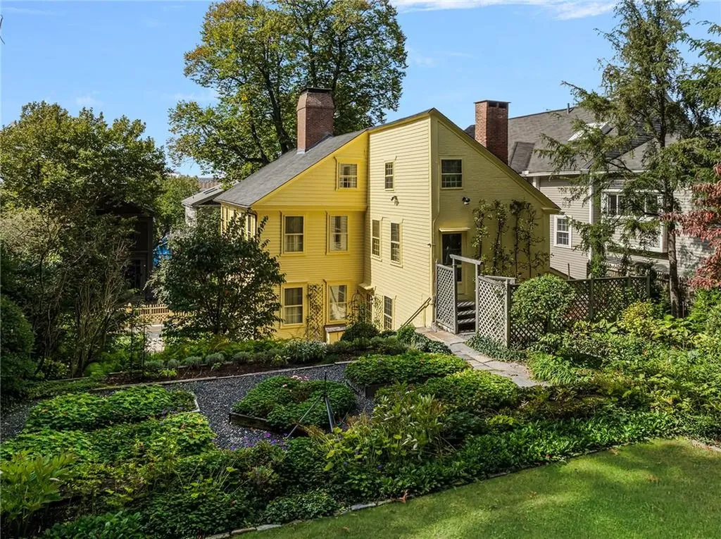 135 Benefit Street Providence RI 02906