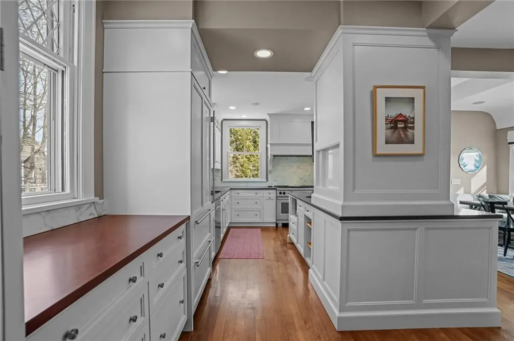 298 Rumstick Road Barrington RI 02806