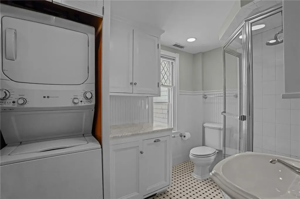 298 Rumstick Road Barrington RI 02806