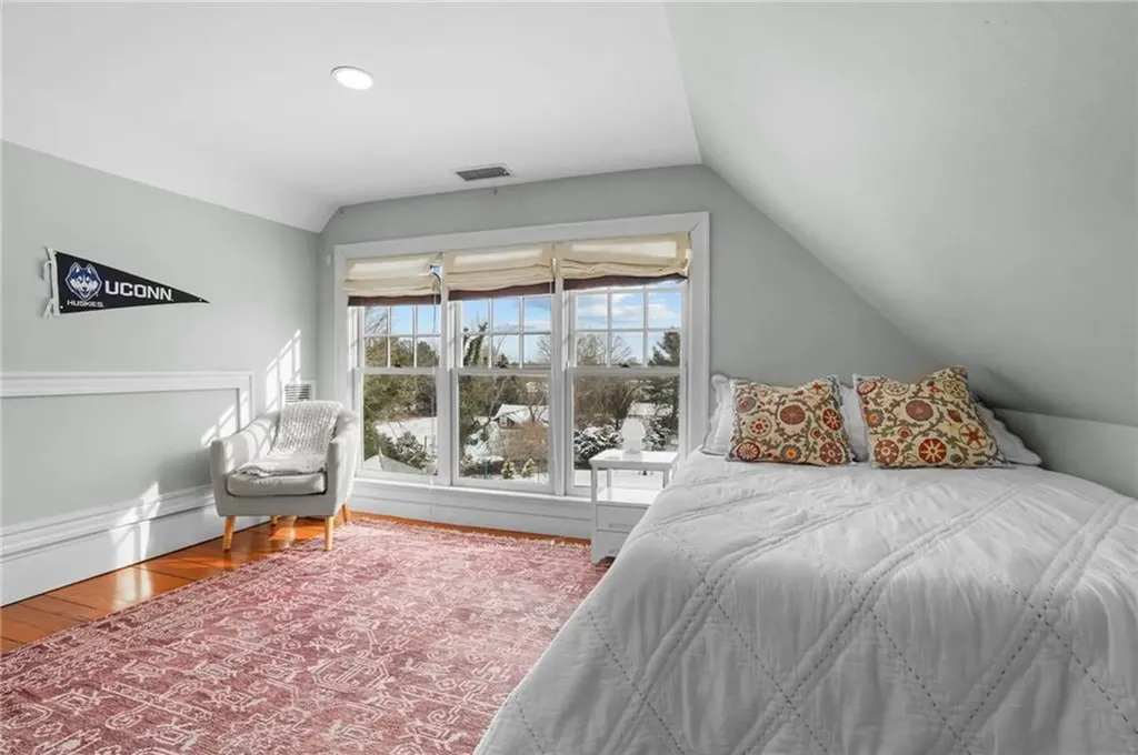 298 Rumstick Road Barrington RI 02806