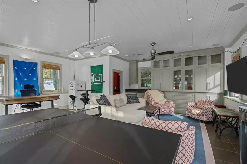 298 Rumstick Road Barrington RI 02806