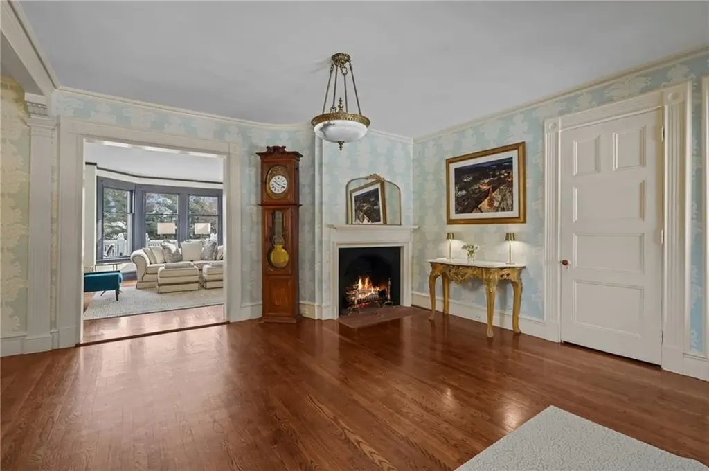 298 Rumstick Road Barrington RI 02806