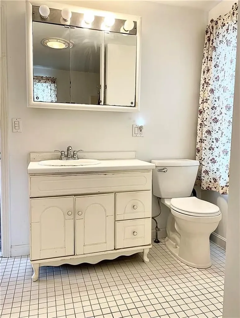 183 Lockwood Street West Warwick RI 02893