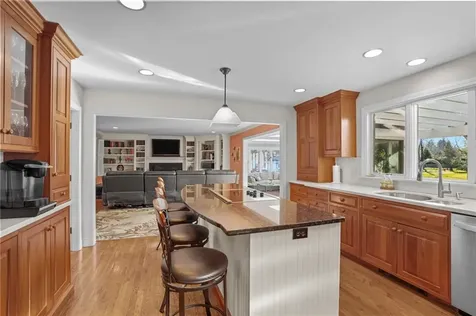 6 Strawberry Drive Barrington RI 02806