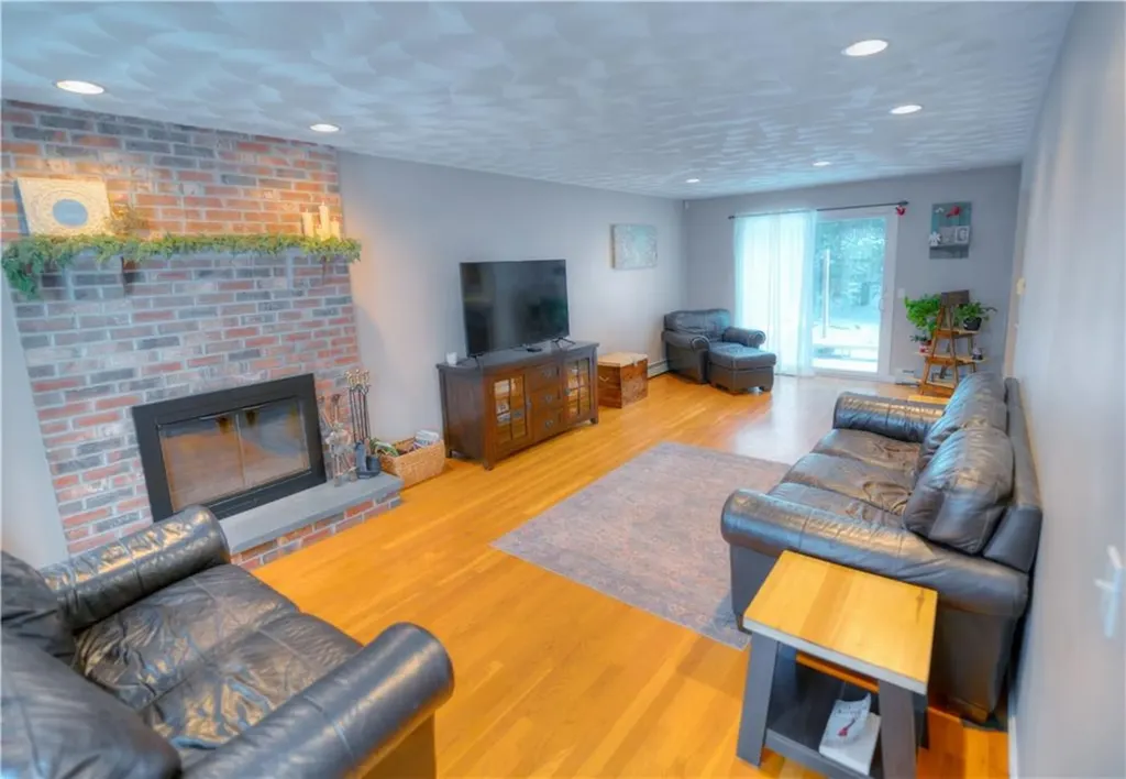 112 Alpine Estates Drive Cranston RI 02921