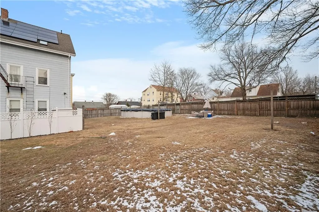 43 Rivulet Street Woonsocket RI 02895