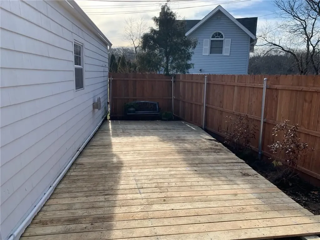 29 Dan Street Warwick RI 02889