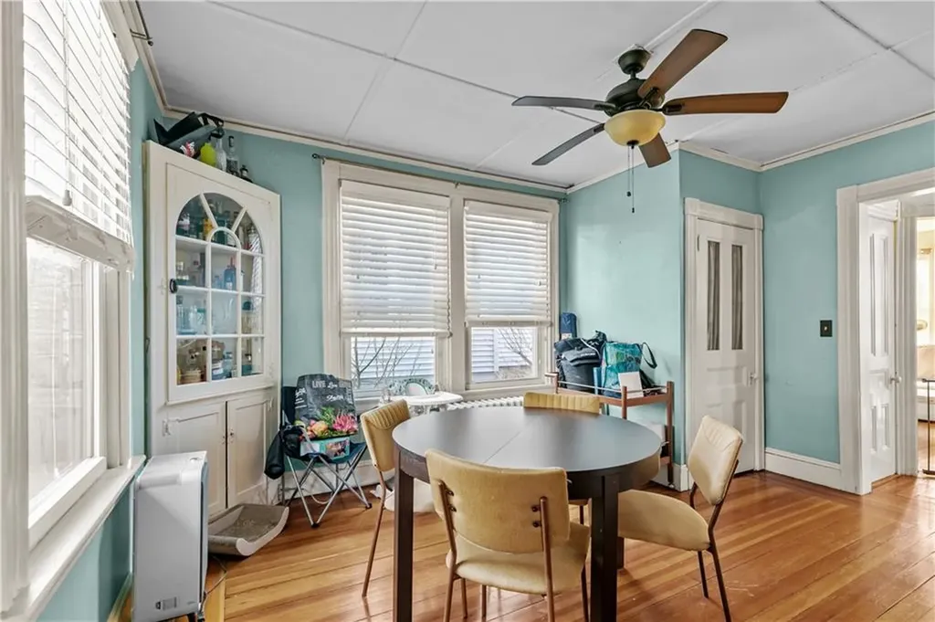 11 Dartmouth Street Newport RI 02840