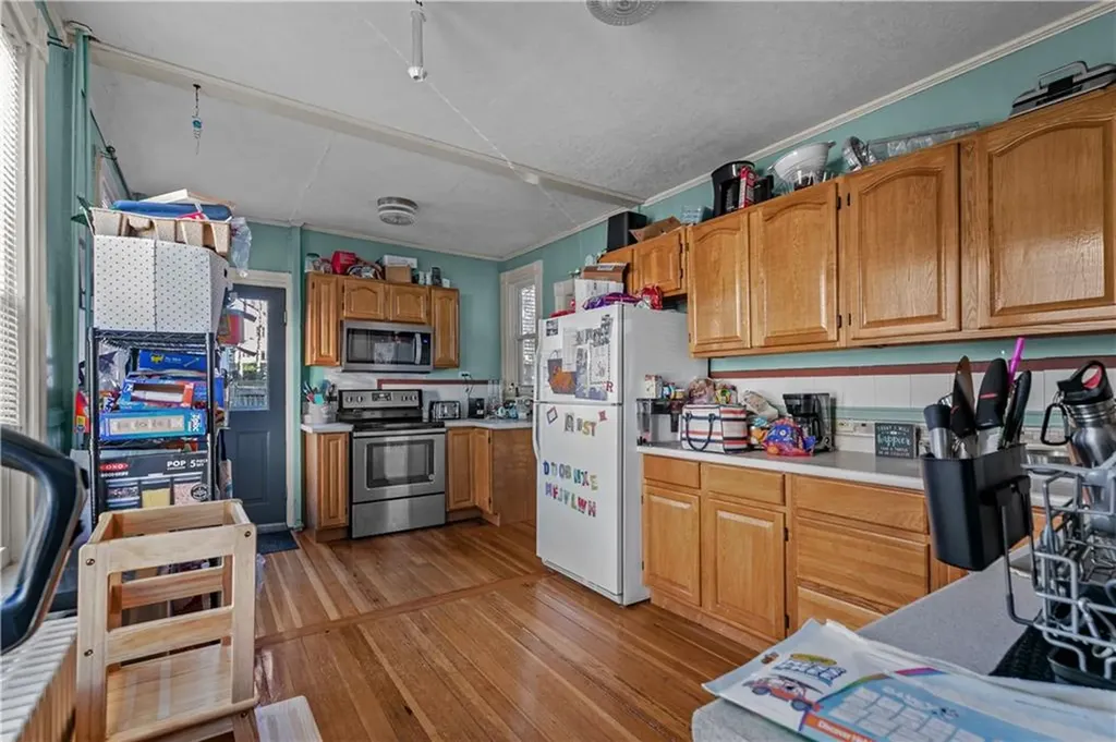11 Dartmouth Street Newport RI 02840