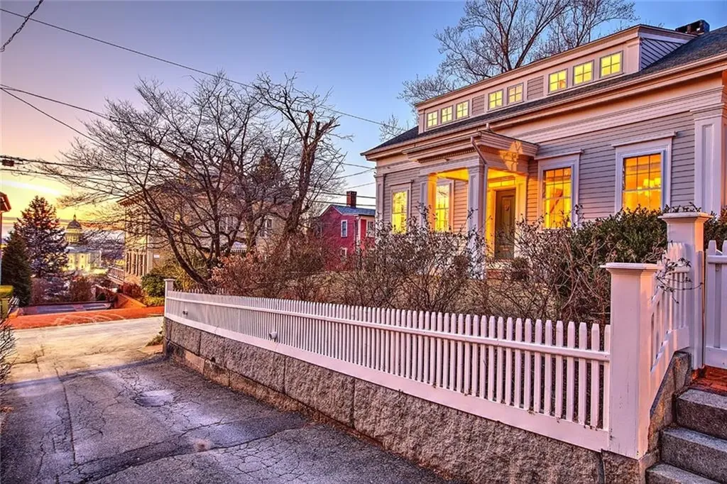 97 Congdon Street Providence RI 02906
