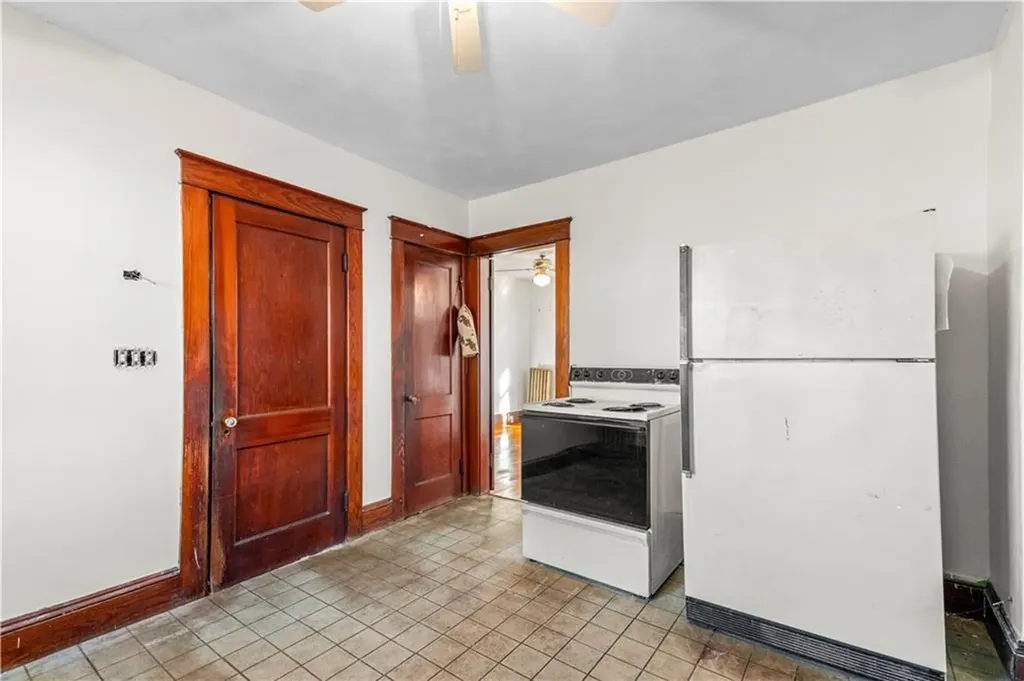 536 Willett Avenue East Providence RI 02915