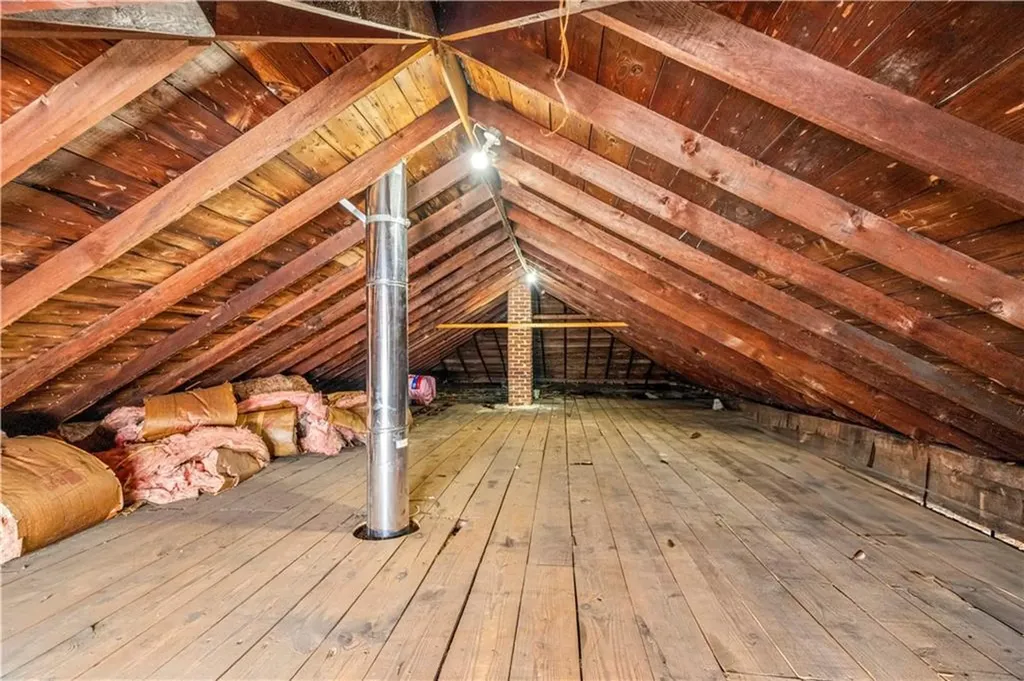 536 Willett Avenue East Providence RI 02915