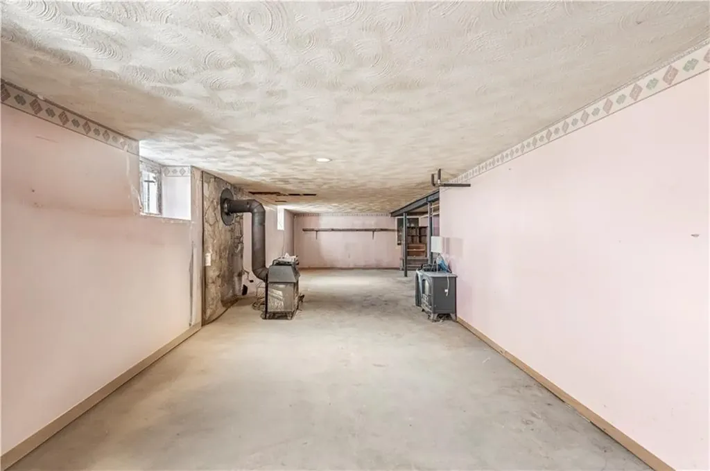 536 Willett Avenue East Providence RI 02915