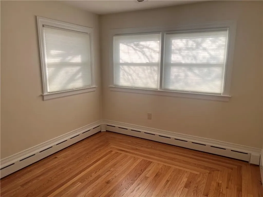 14 Leonard Terrace Newport RI 02840