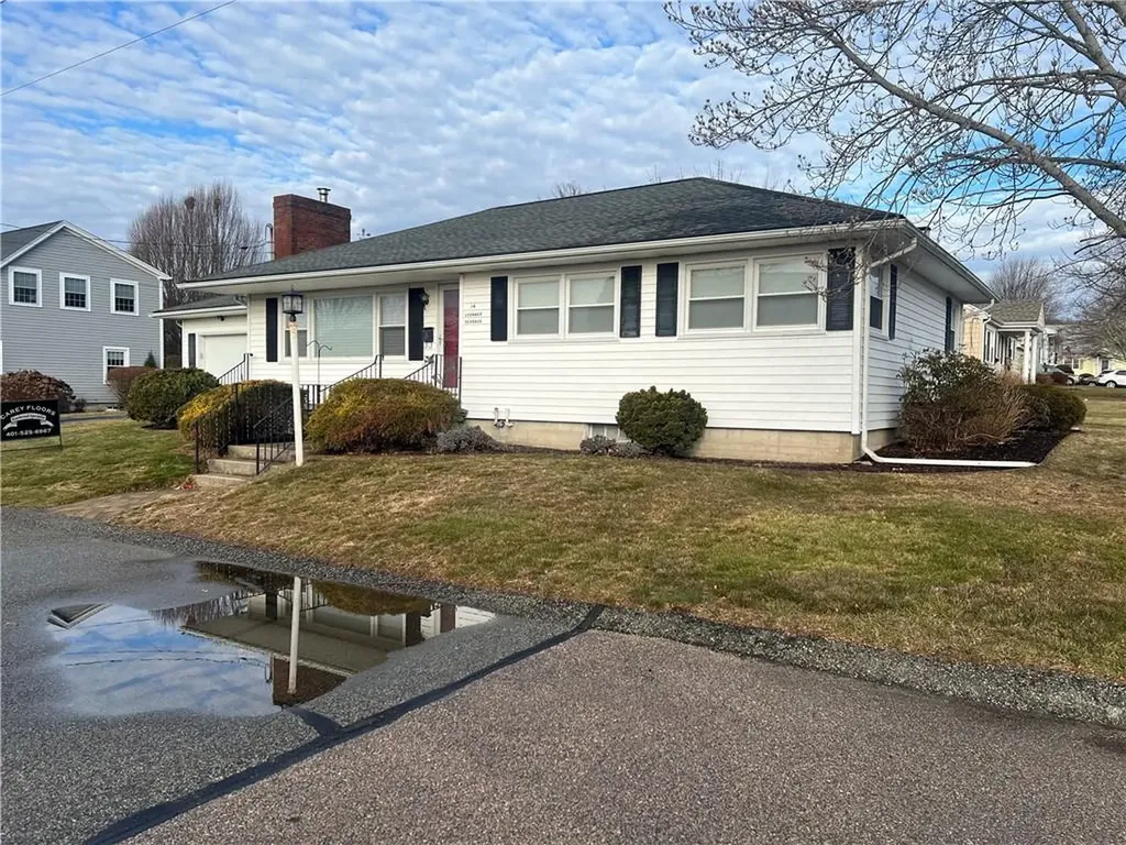 14 Leonard Terrace Newport RI 02840