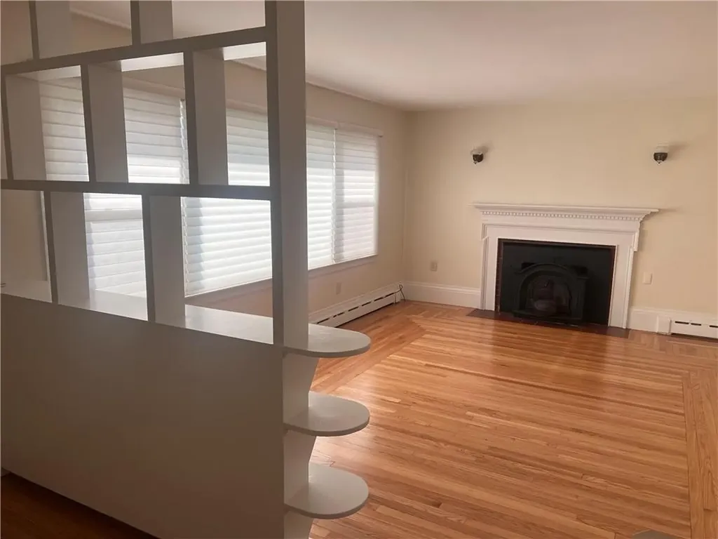 14 Leonard Terrace Newport RI 02840