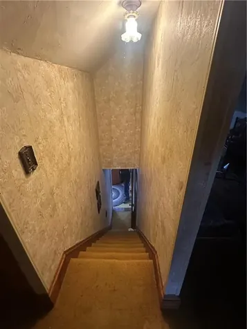 31 Elton Avenue Warwick RI 02889