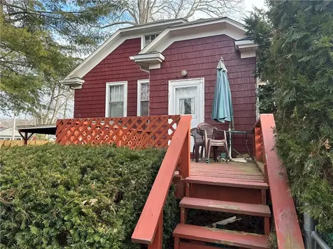 31 Elton Avenue Warwick RI 02889