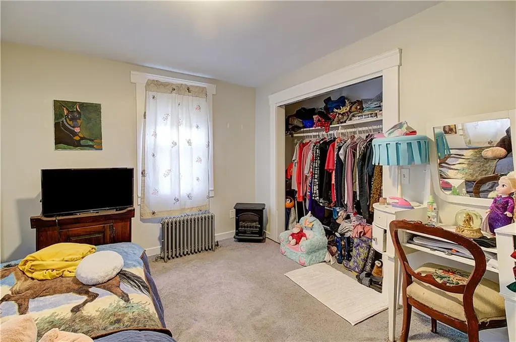 33 35 Hill Street Coventry RI 02816