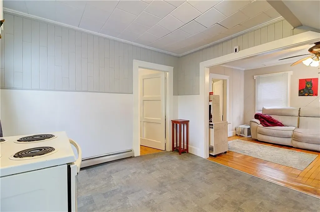 33 35 Hill Street Coventry RI 02816