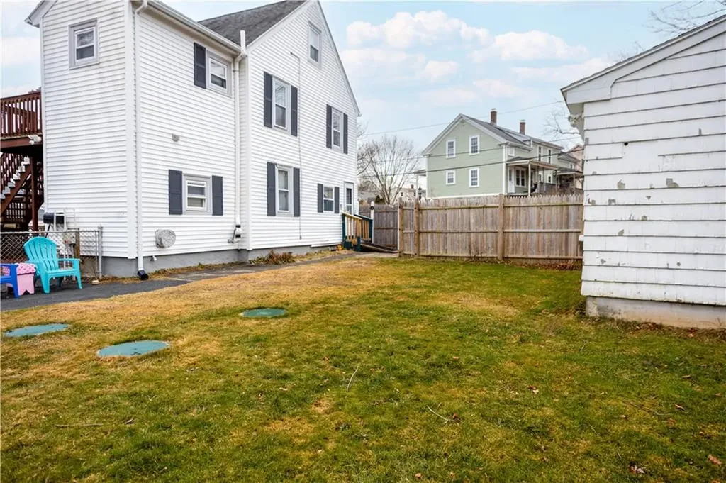33 35 Hill Street Coventry RI 02816