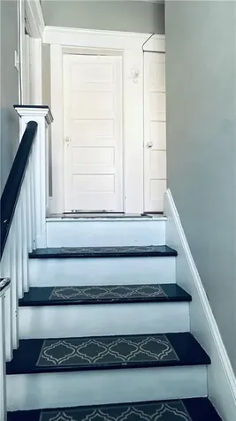 32 Fifth Avenue Woonsocket RI 02895