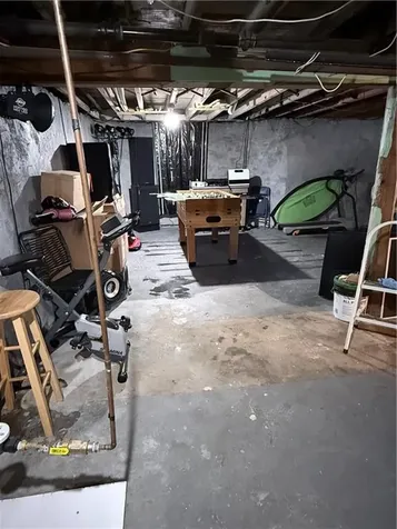 32 Fifth Avenue Woonsocket RI 02895