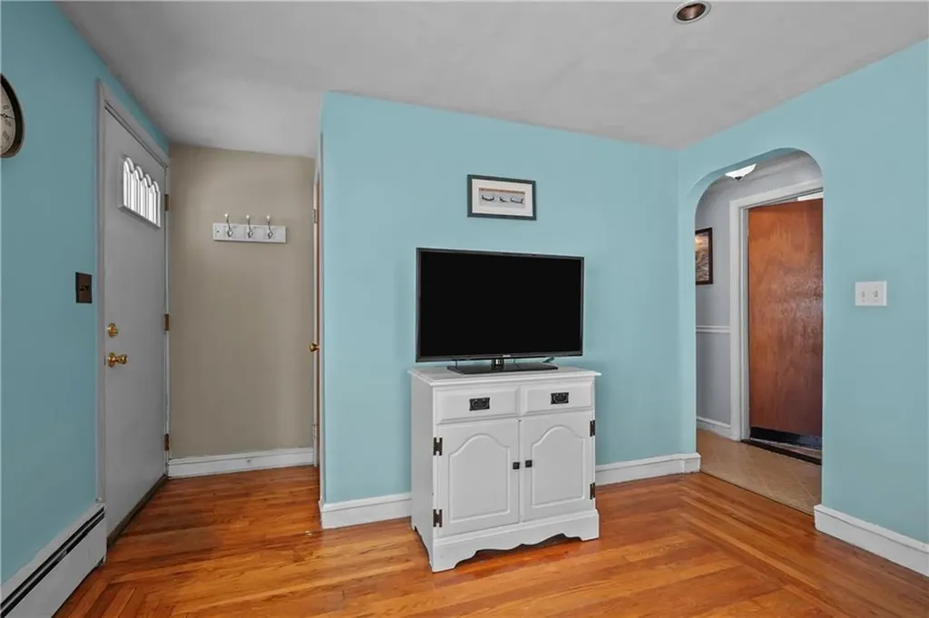 5 Grand View Drive Warwick RI 02886