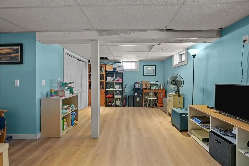 5 Grand View Drive Warwick RI 02886