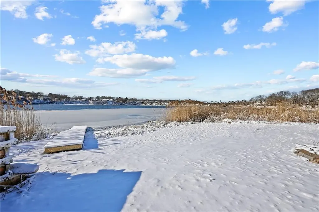5 Grand View Drive Warwick RI 02886