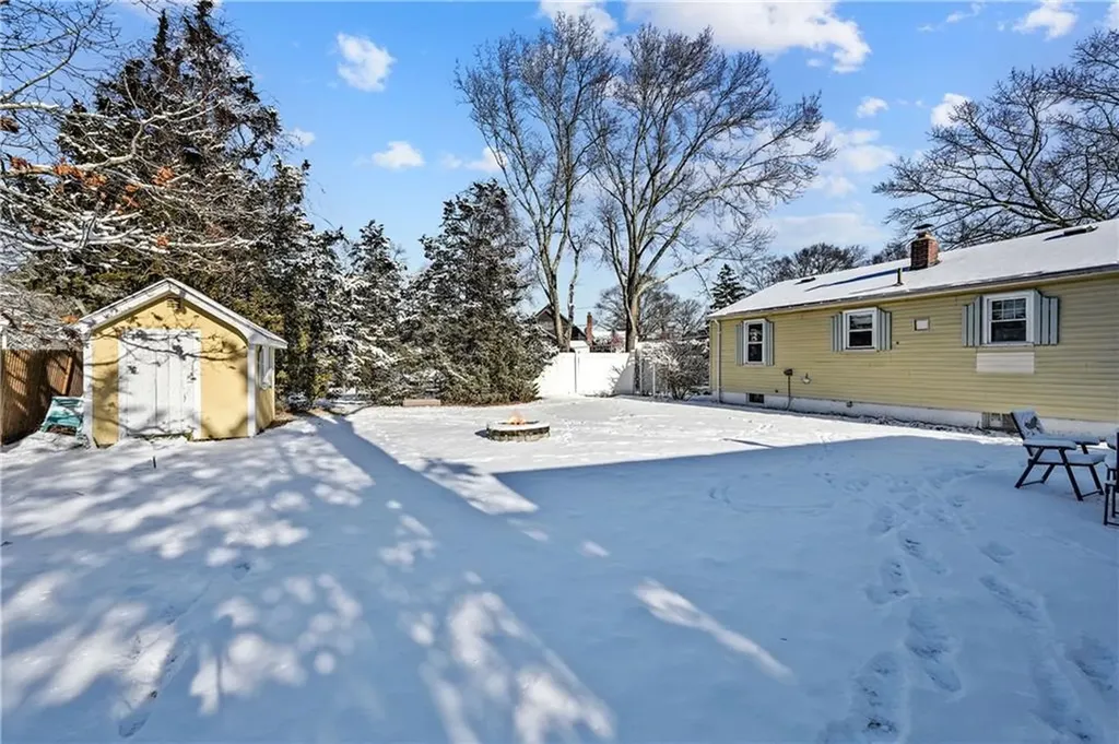 5 Grand View Drive Warwick RI 02886