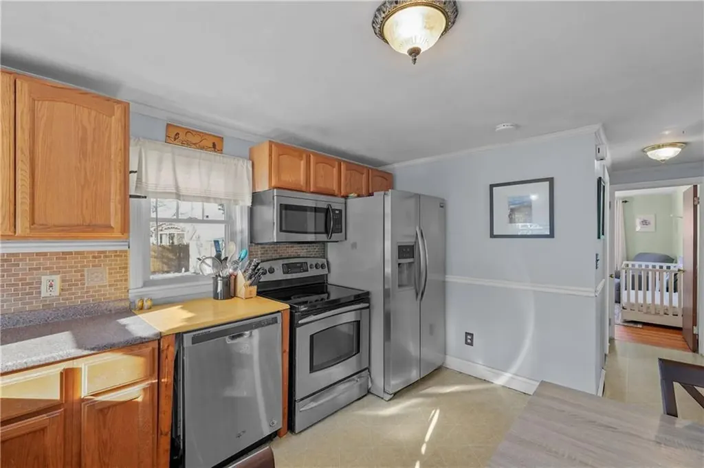 5 Grand View Drive Warwick RI 02886