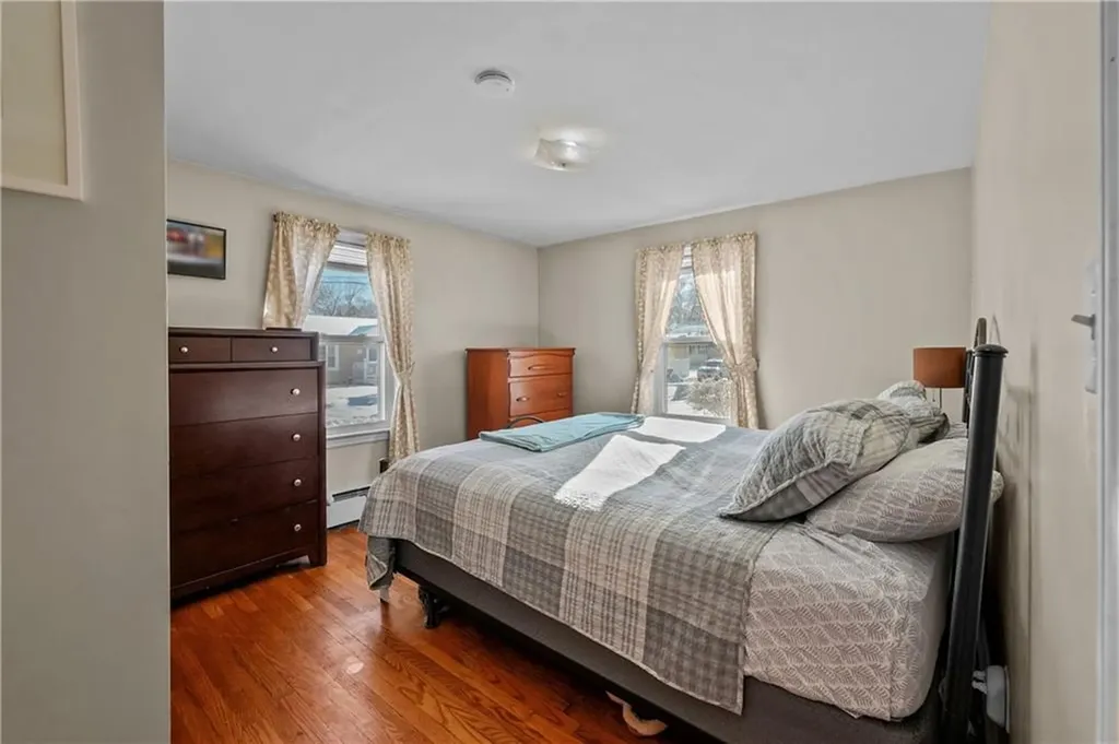 5 Grand View Drive Warwick RI 02886