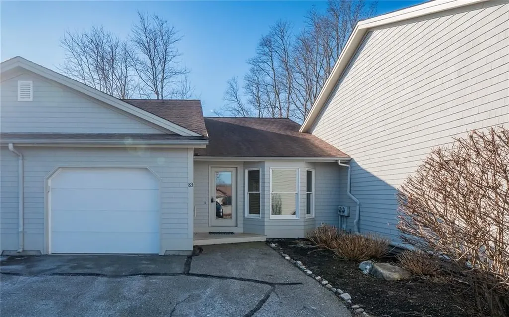 83 Valley Lane Portsmouth RI 02871