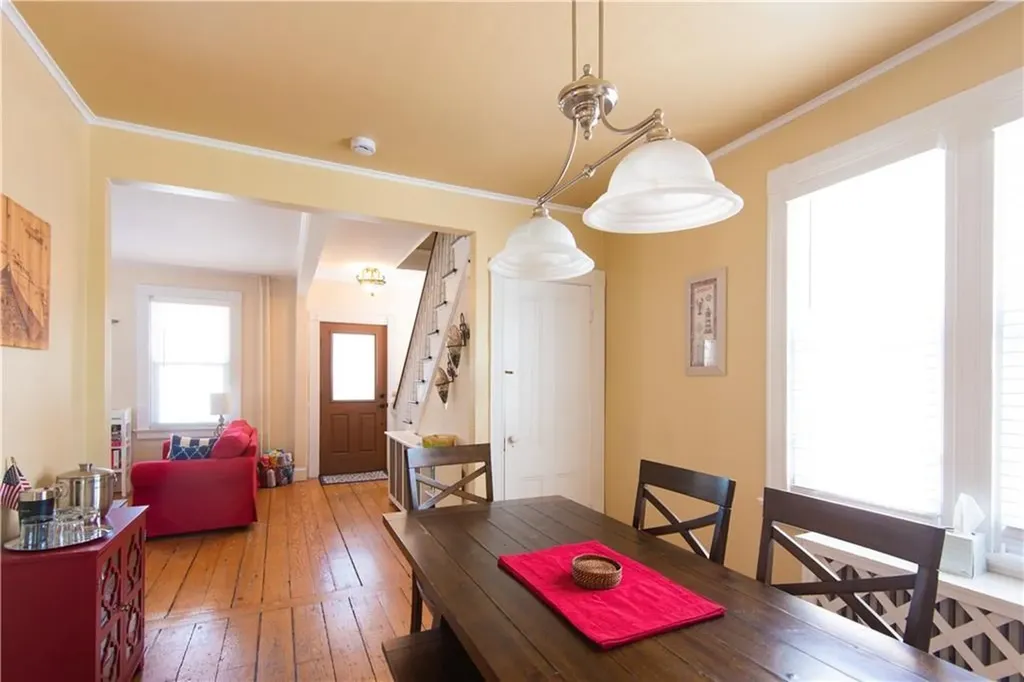 44 Hammond Street Newport RI 02840